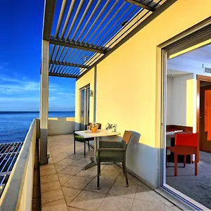 Atrion Hotell